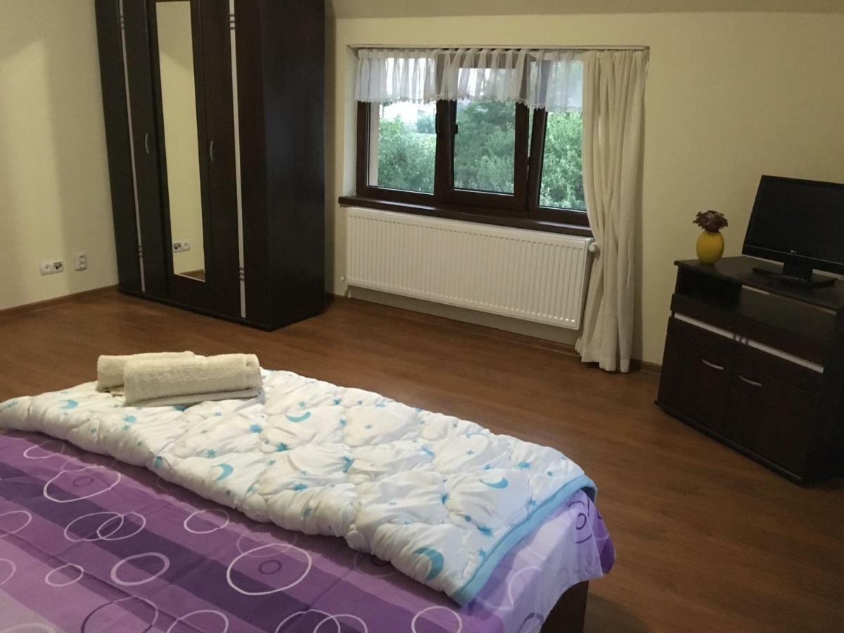 Casa In Zona Linistita, Campia Turzii Villa Eksteriør billede